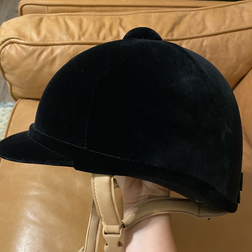 Equestrian riding helmet, the Hampton Hat, EUC